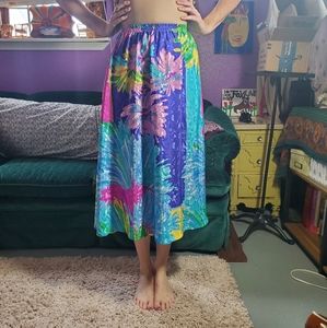 Vibrant Floral pattern midi skirt